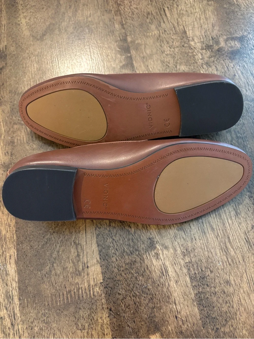 Vionic Willa II Flat Loafer size 7 1/2 Wide